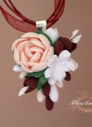 Кулон/колье с цветами из полимерной глины "элегантный бордо"