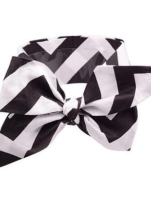 Пов'язка на голову для дівчинки великий бант чорний зигзаг