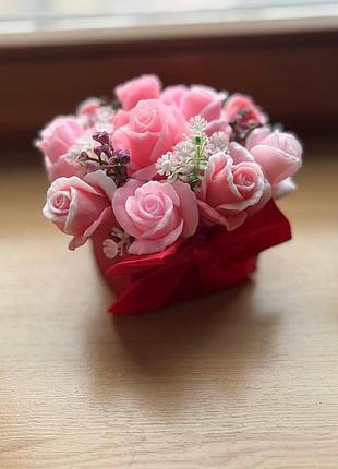 Оригинальный подарок для девушки, мило ручной розы . мило розы