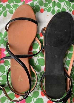 Сандалии на тонких ремешках h&amp;m