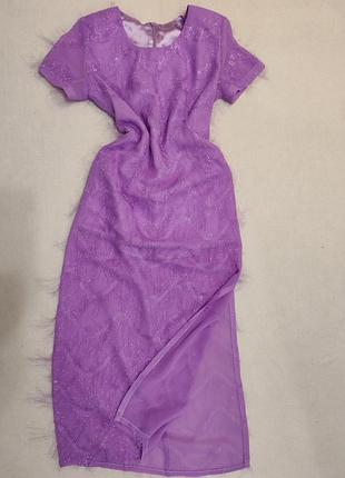 Блестящее платье травка с разрезами