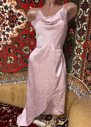 Гарна ніжна сукня комбінація в білизняному стилі new look. румунія асиметрична,