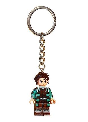 Брелок с минифигуркой танджиро камадо из аниме "клинок, рассекающий демонов"