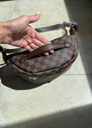 Кожаная бананка для девушки louis vuitton брендовая городская поясная сумка через плечо для женщины луи витон