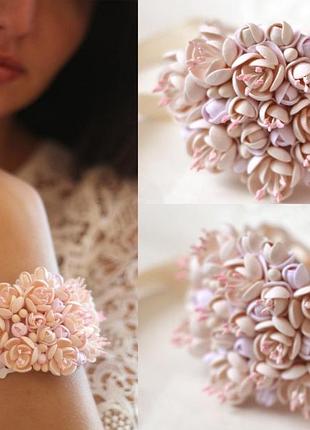 Авторский браслет с цветами "карамельный жасмин"