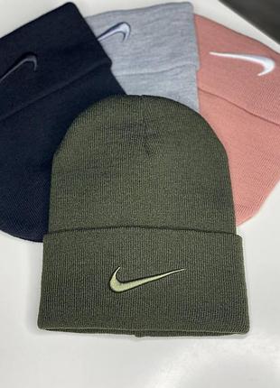 Шапка nike зимняя высокая с подворотом/отворотом акрил вышитый логотип лопата черная 52-60 см мужская женская хаки