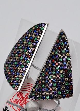 Серьги серебряные с цветными фианитами 925 пробы.