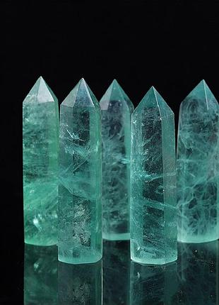 Обелиск зеленый флюорит, столбик или карандаш из минерала, вес 40-70 г, высота 7-8 см, натуральный флюорит