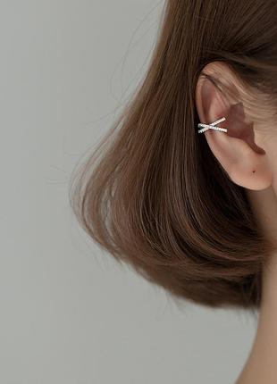 Каффы серебряные крестик с камнями, серьги без прокола на хрящик 2 шт, серебро 925 пробы один