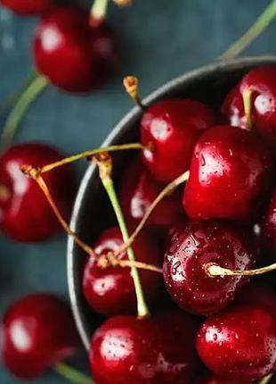 Соевая ароматическая свеча в белом кашпо в виде девочки black cherry merlot