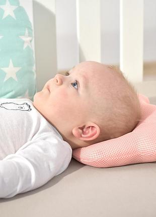 Подушка дитяча ортопедична ведмедик тm papaella для немовлят 20х27х5 см пудра