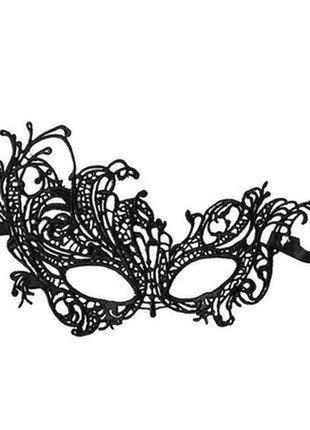 Шикарная ажурная венецианская маска.