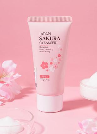 Пінка для вмивання з екстрактом сакури laikou japan sakura moisturizing cleanser