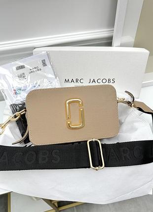 Сумочка marc jacobs люксовая качество бежевый есть