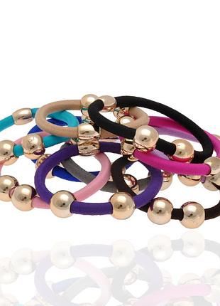 Резинка для волос с золотистой бусинкой разные цвета