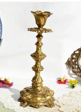 Подсвечник на одну свечу