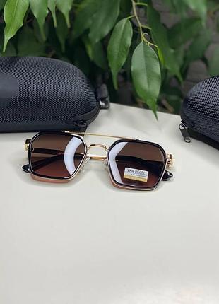 Сонцезахисні окуляри мод 509 колір: коричневий