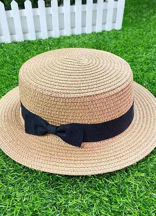 Качественная недорогая шляпка с короткими полями 6 см