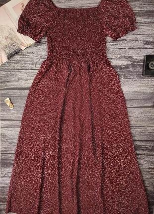 Женское длинное платье