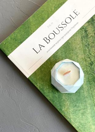 Cоевая свеча с эфирными аромамаслами в гипсовом кашпо mini aphrodisiac