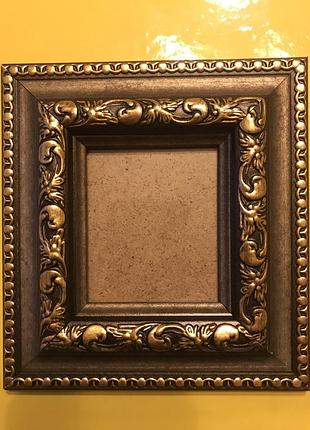 Багетна рамка 7 х 8 см (окно 6 х 7 см ) або ваш розмір для фото, ікони, вишивки.скло,двп,кріплення коричневий із золотом