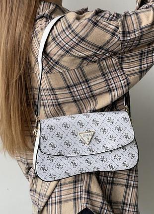 Брендова жіноча багетна сумка зі шкіри гесс біла сумка для дівчини через плече міська шкіряна сумочка багет guess