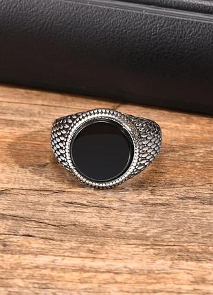 Кольцо серебристое камень круглый черный печатка нержавеющая сталь женское мужское