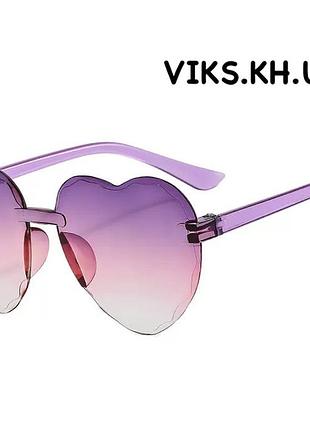 Дитячі сонцезахисні окуляри в формі серця