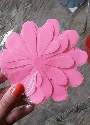 Цветочки неоново-розовые