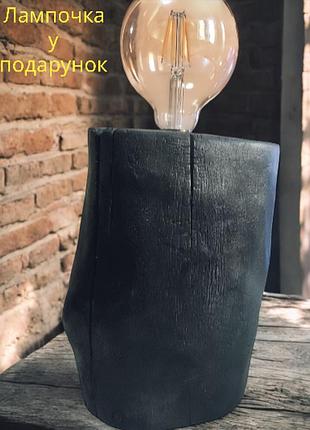 Деревянный настольный светильник в стиле лофт