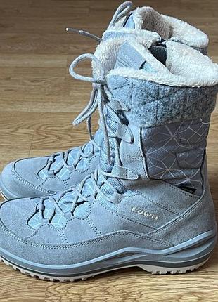 Зимові термо черевики lowa з мембраною gore-tex 38 розміру в стані нових