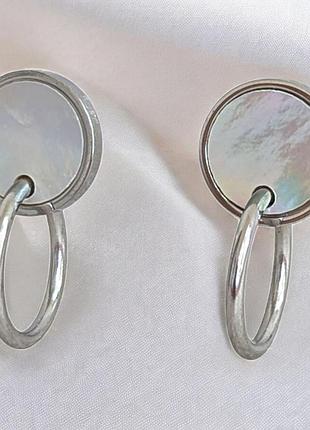 Сережки-гвоздики xuping сережки пусеты медицинская сталь с черной емалью серебристые 0.7*0.7 см з білим