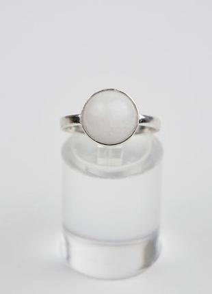 Серебряное кольцо нефрит арт. 771047