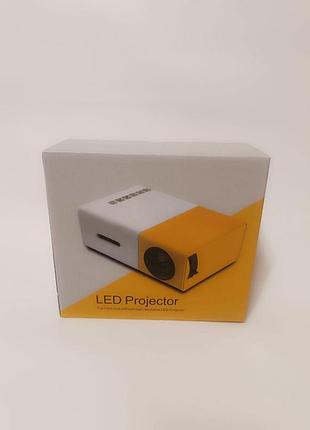 Проектор yg 300 4