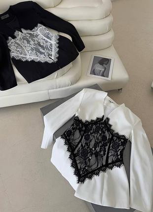 Піджак з ажурним гіпюром