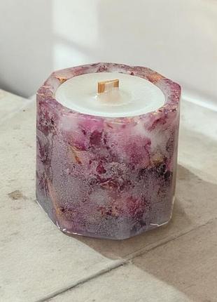 "розовый шарм" - восьмиугольная свеча с деревянным фитилем - 5*5,5 см, 15 часов горения, с ароматом ягодный микс