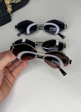 Сонцезахисні окуляри модель: 7030 колір: коричневий/золотий