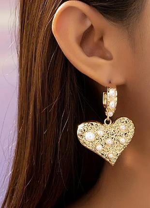 Сережки женские с бусинами и стразами