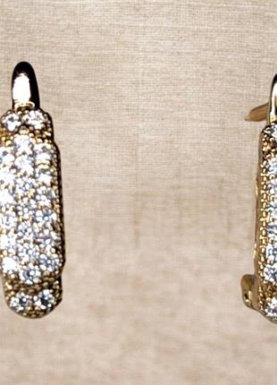 Сережки классические с камнем фианиом xuping, медицинское золото, ксюпинг сережки маленьки прямокутні палички