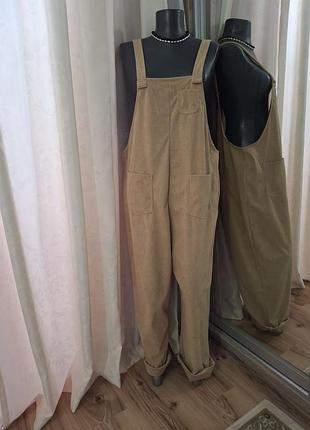 Микровельветовый с карманами комбинезон большого размера