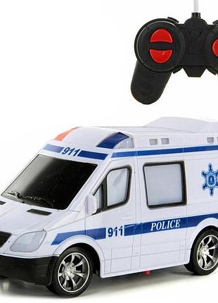 Машина полицейская на радиоуправлении