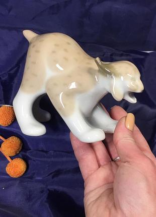 Статуэтка декоративная фигурка рысь пленное советский винтаж коллекционный фарфор н1009 фарфоровая статуэтка