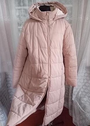 Тепле нюдове пальто фірми lc waikiki розмір европейський 44-46.