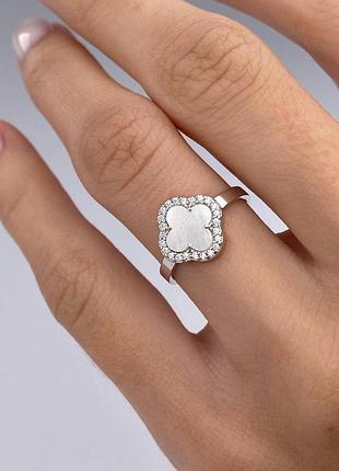 Кольцо серебряное клевер с перламутром