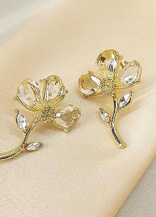 Серьги бижутерия прозрачные камушки цветы