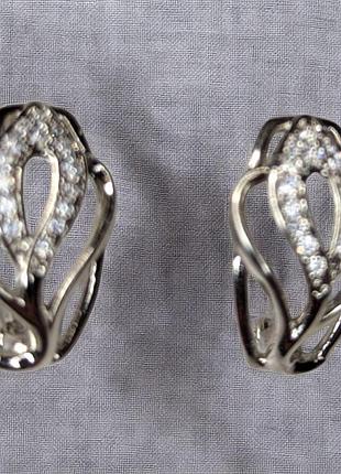 Сережки классические золотистие xuping, медицинское золото, ксюпинг 1.5 см сережки сріблясті ажурні