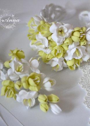 Свадебный набор. бутоньерка для жениха и браслет для невесты в желтом цвете "бело-лимонные фрезии"