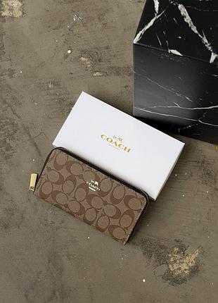 Жіночий шкіряний гаманець коуч портмоне для жінки на блискавці coach великий кошельок клатч для дівчини коричневий