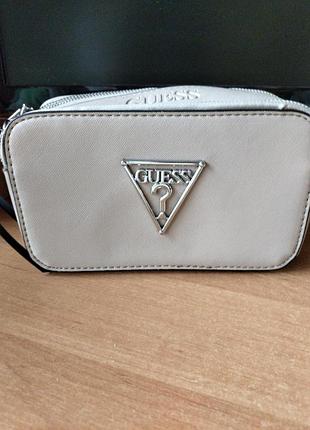 Сумочка guess
