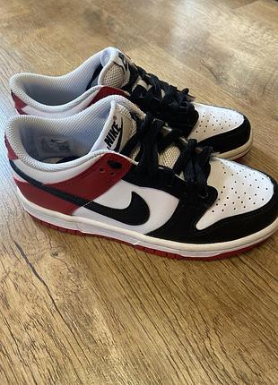 Кросівки nike